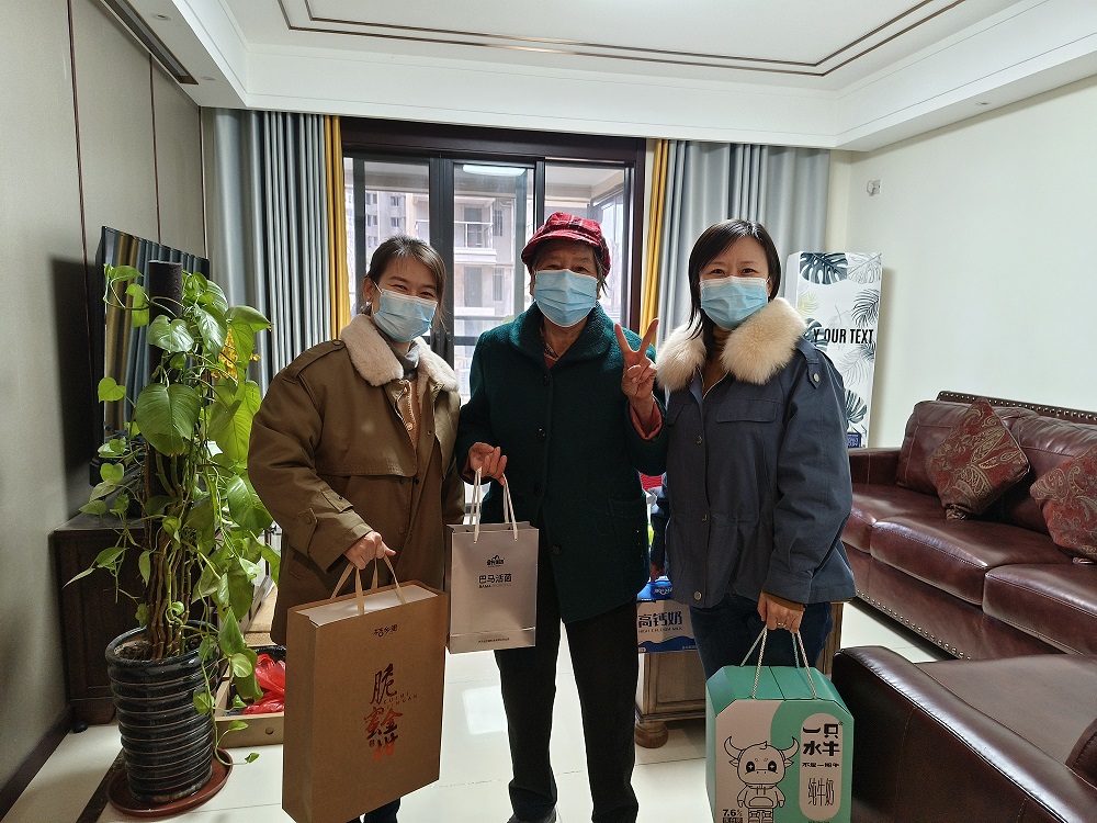 牽手春天，縱情向前丨皇氏乳業(yè)集團開(kāi)展新春走訪(fǎng)慰問(wèn)外派員工家屬活動(dòng)