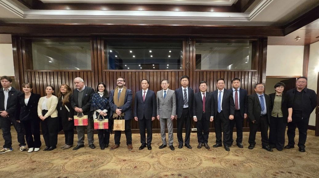黃嘉棣董事長(cháng)隨廣西壯族自治區政府代表團訪(fǎng)問(wèn)烏拉圭，并應邀參加相關(guān)活動(dòng)