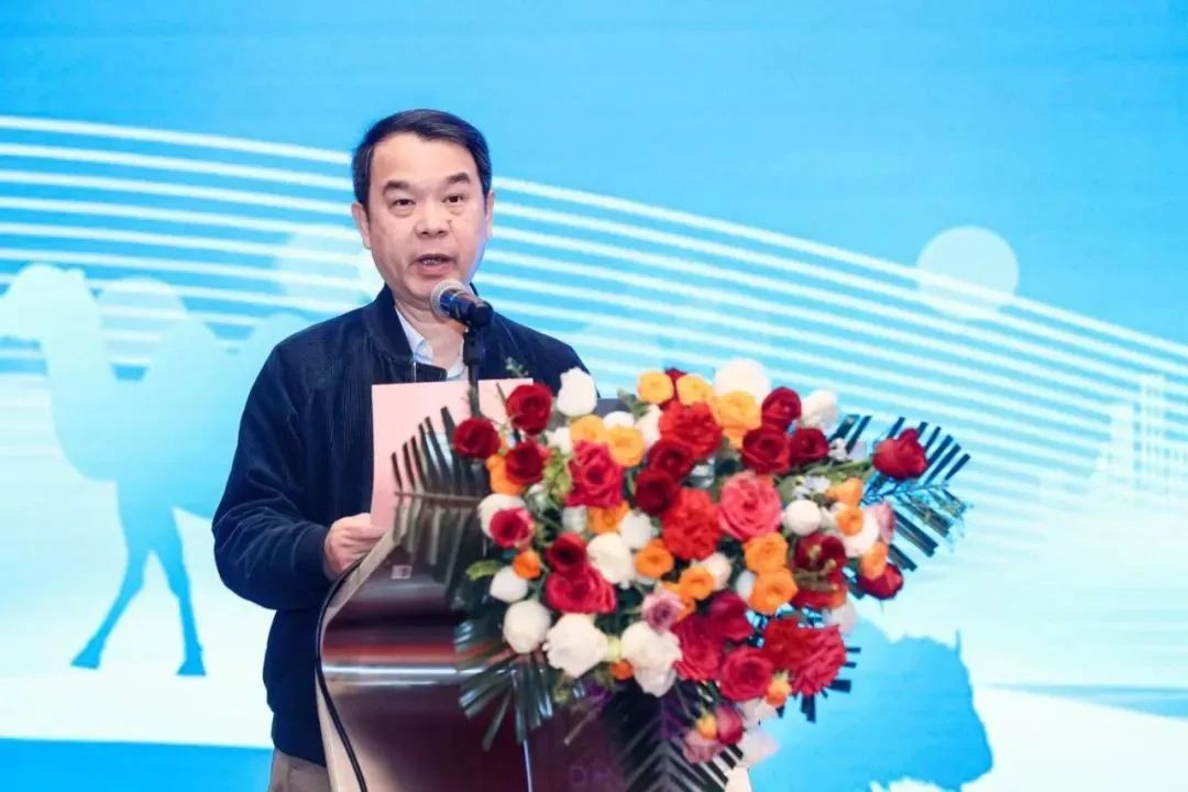 皇氏集團聚焦特種乳盛會(huì )，共謀中國特種乳產(chǎn)業(yè)發(fā)展大計